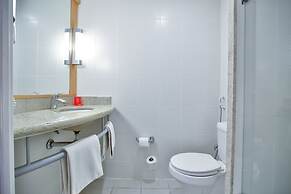 ibis Copacabana Posto 2 Hotel