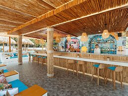 Pullman Phuket Arcadia Naithon Beach