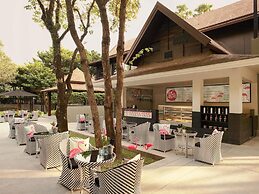 Pullman Phuket Arcadia Naithon Beach