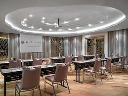 Pullman Phuket Arcadia Naithon Beach