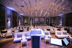 Pullman Phuket Arcadia Naithon Beach