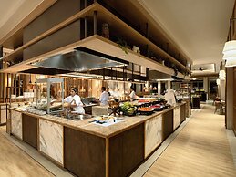 Pullman Phuket Arcadia Naithon Beach