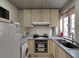 Ladoll Service Apartment