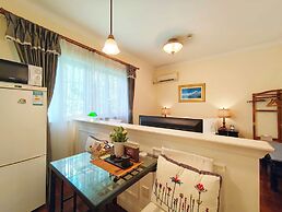 Ladoll Service Apartment