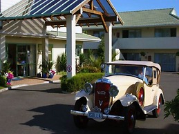 Birchwood Spa Motel