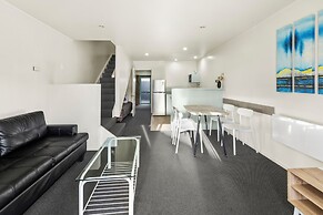 Birchwood Spa Motel