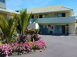 Birchwood Spa Motel