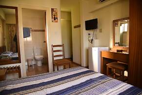 Elysso Hotel