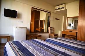 Elysso Hotel