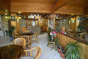 Elysso Hotel