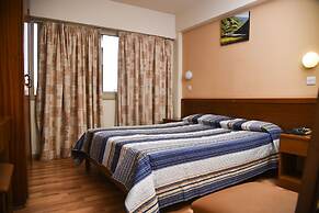 Elysso Hotel