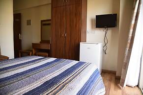 Elysso Hotel