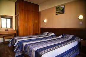 Elysso Hotel