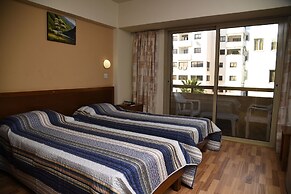 Elysso Hotel