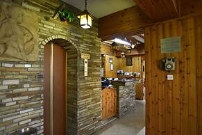 Elysso Hotel