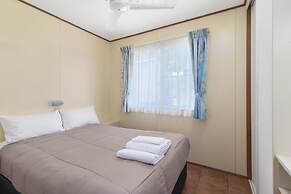 Ashmore Palms Holiday Village