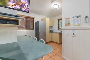 Ashmore Palms Holiday Village