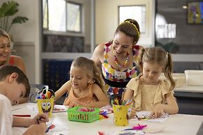 Ashmore Palms Holiday Village