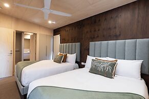 Ashmore Palms Holiday Village