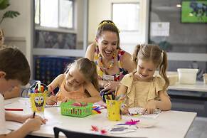 Ashmore Palms Holiday Village