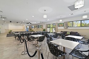 Ashmore Palms Holiday Village