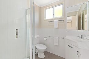 Ashmore Palms Holiday Village