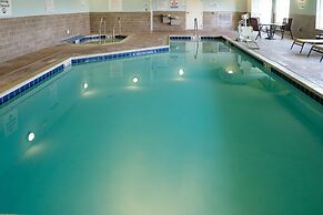 Holiday Inn Express Hotel & Suites Albert Lea - I-35 by IHG