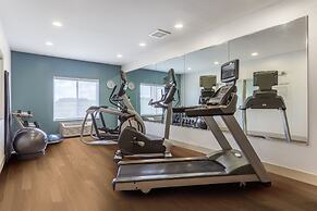 Holiday Inn Express Hotel & Suites Albert Lea - I-35 by IHG