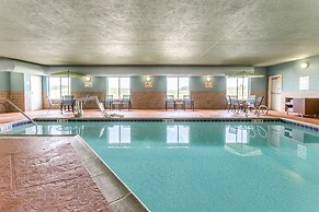 Holiday Inn Express Hotel & Suites Albert Lea - I-35 by IHG