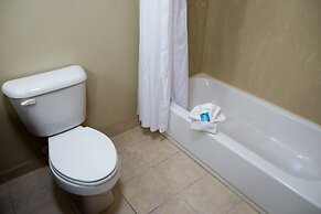 Holiday Inn Express Hotel & Suites Albert Lea - I-35 by IHG