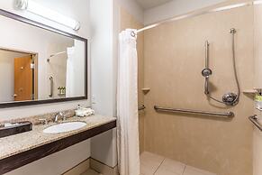 Holiday Inn Express Hotel & Suites Albert Lea - I-35 by IHG
