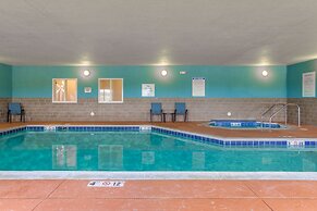 Holiday Inn Express Hotel & Suites Albert Lea - I-35 by IHG