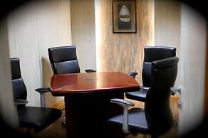 Savoy Suites Manesar