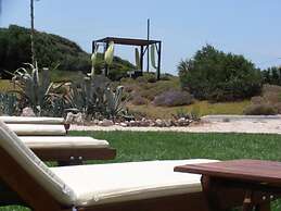 Elli Beach Apartments and Studios