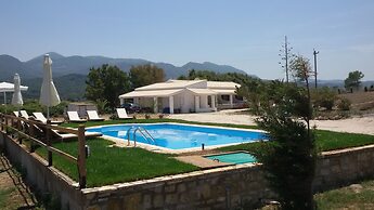 Elli Beach Apartments and Studios