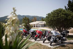 Elli Beach Apartments and Studios