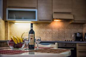 Elli Beach Apartments and Studios