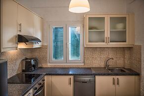 Elli Beach Apartments and Studios