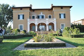 Casale di Tormaggiore Villa and Country Suites