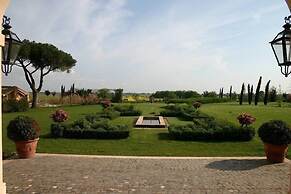 Casale di Tormaggiore Villa and Country Suites