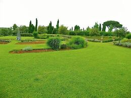 Casale di Tormaggiore Villa and Country Suites