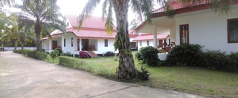 Armonia Village Resort and Spa