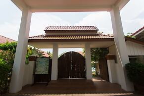 Armonia Village Resort and Spa