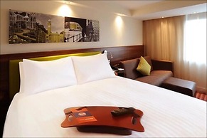 Hampton by Hilton London Luton Airport