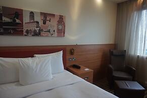 Hampton by Hilton London Luton Airport