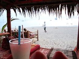 Lanta Palm Beach Resort