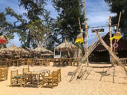 Lanta Palm Beach Resort