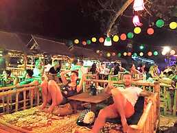 Lanta Palm Beach Resort