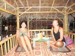 Lanta Palm Beach Resort