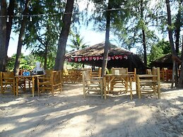 Lanta Palm Beach Resort